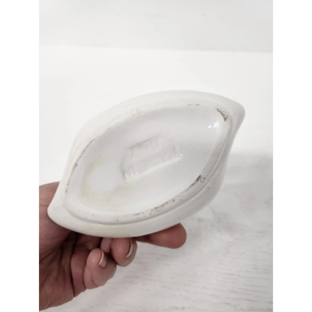 VTG White Lilly Floral Asymmetric Napkin Holder‎ Ceramic Italian Pottery Cottage